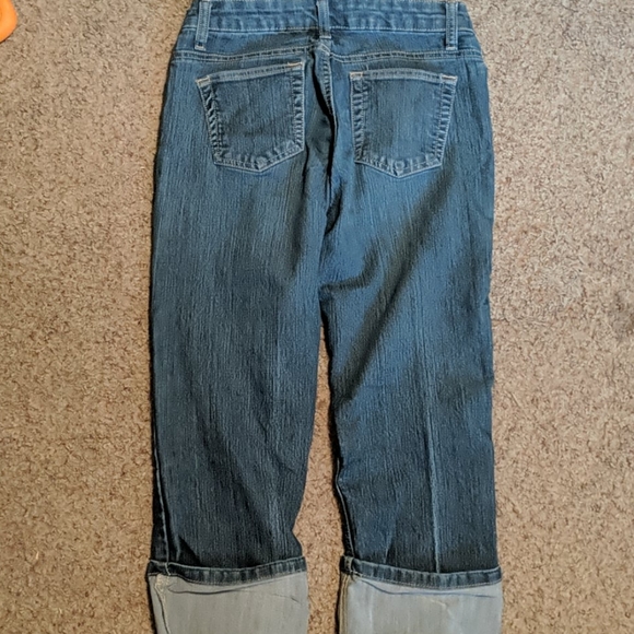 Jeans - Picture 3 of 3